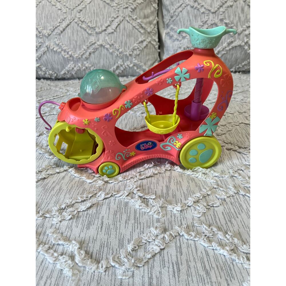 Littlest Pet Shop LPS Paw Powered Cruiser Car Playset-only